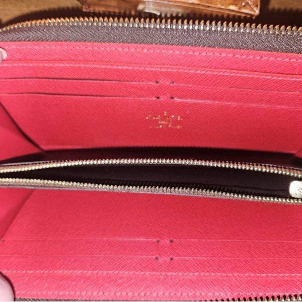 Louis Vuitton Zippy Damier Ebene - Picture 6 of 7
